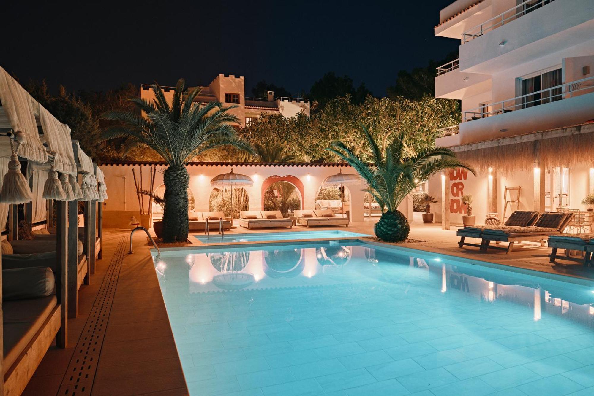 Aparthotel Secret Oasis Ibiza-only Adults 2*